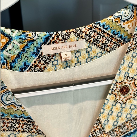 NWOT - Skies are Blue wrap printed maxi dress - Picture 3 of 6